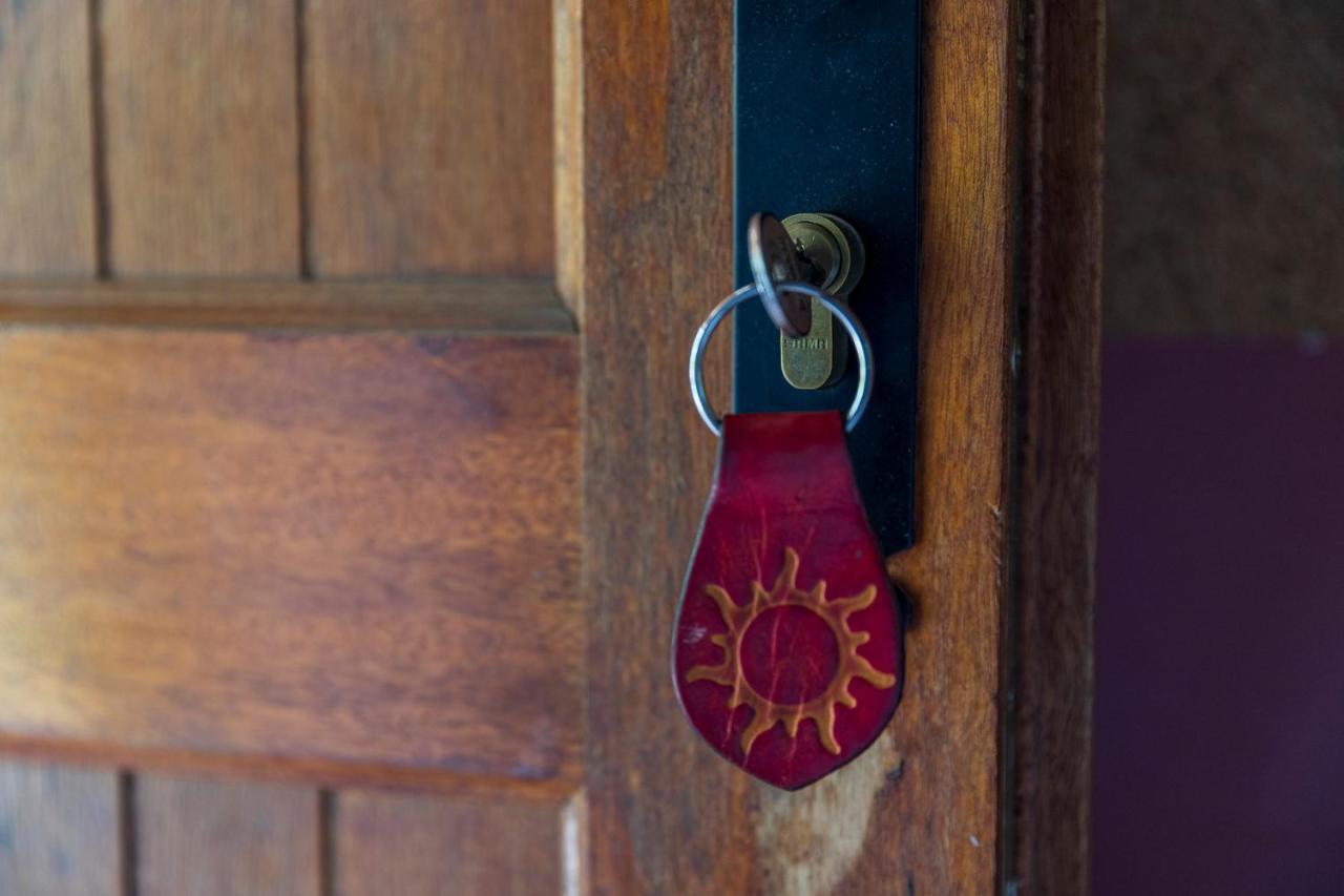 La Pampa En Provence - Les Suites Privatives Ponteves Exterior photo