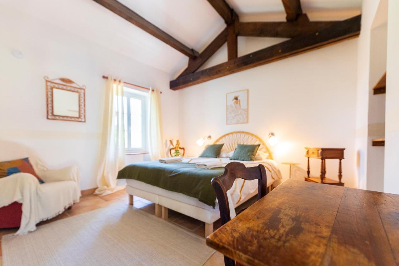 La Pampa En Provence - Les Suites Privatives Ponteves Exterior photo